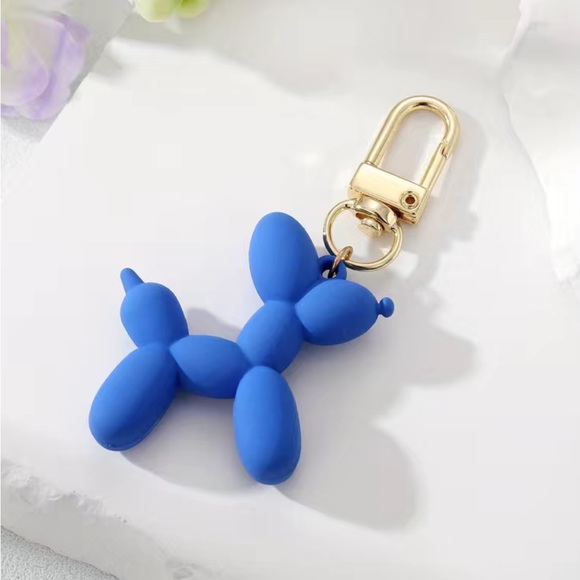 NIP Adorable Balloon Dog Keychain Bag Accessory - Picture 3 of 3
